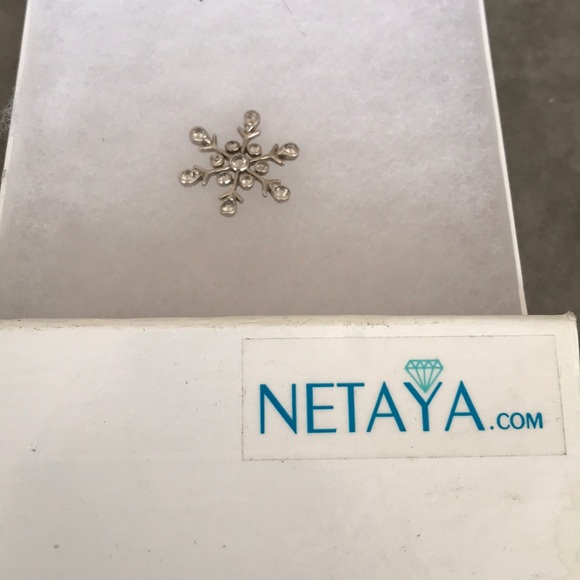 925 silver snow flake diamond pendant - Picture 1 of 3